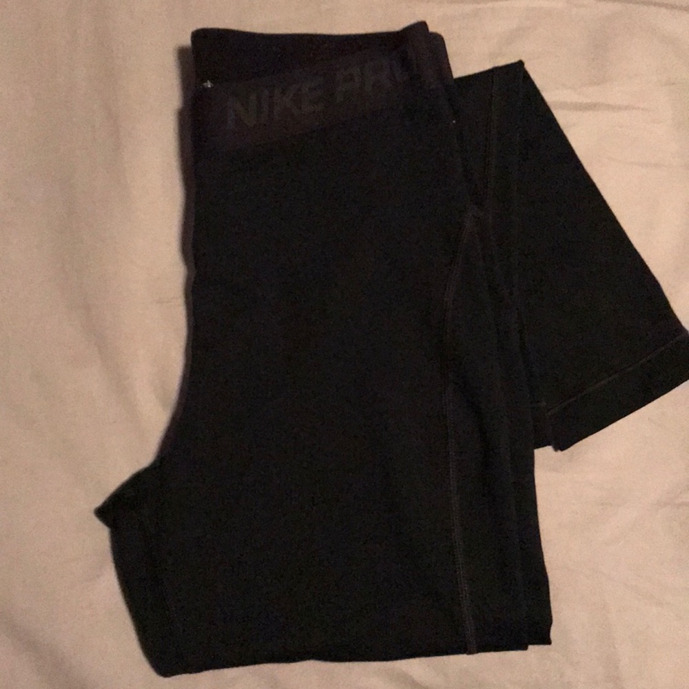 Like new black Nike Pro running leggings